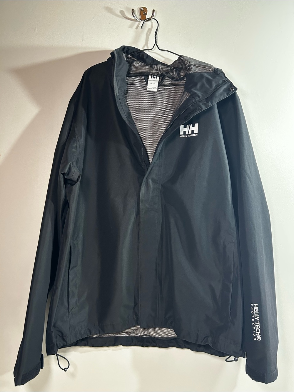 Helly Hansen Black Waterproof Rain Jacket with Hood
